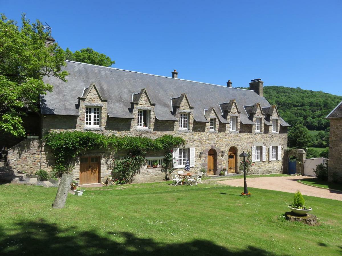 Le Manoir De Placy - Chambres D'Hotes Clécy Exterior photo